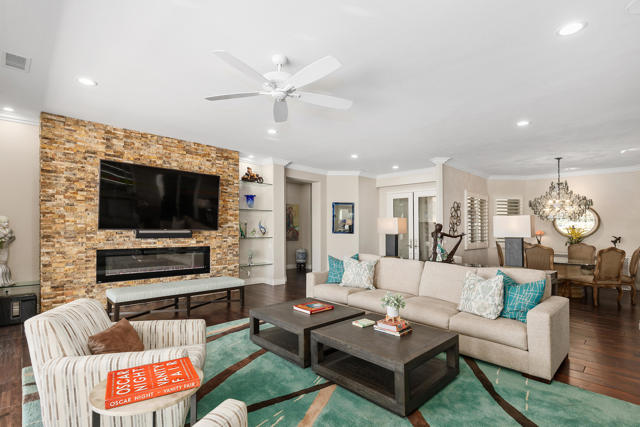 0F3209F4-0872-424B-A33D-54F63364120B