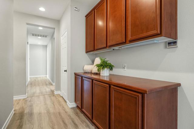 Image 18 of 47 For 79899 Swansea Avenue