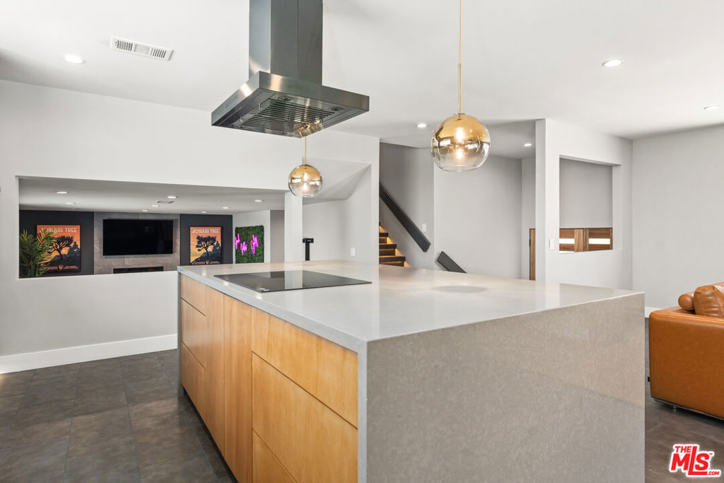 MLS #25612531 image #49