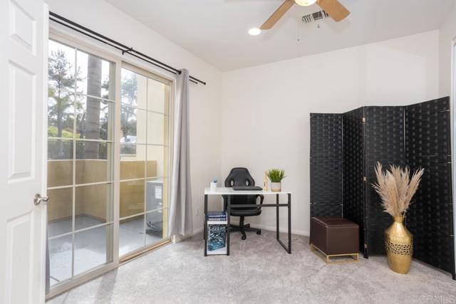 Detail Gallery Image 6 of 26 For 2203 Huntington Point Dr #4,  Chula Vista,  CA 91914 - 3 Beds | 2/1 Baths