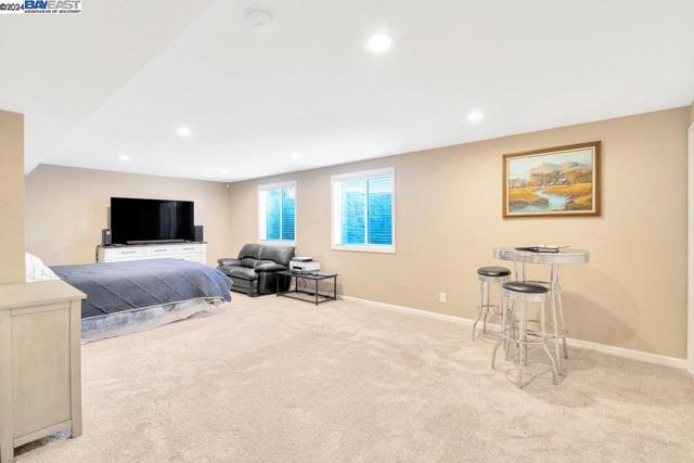 Image 30 of 44 For 8540 Bates Ct