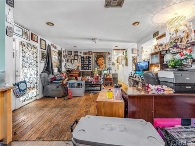 Detail Gallery Image 7 of 14 For 2049 Madera St, Lemon Grove,  CA 91945 - 3 Beds | 2 Baths