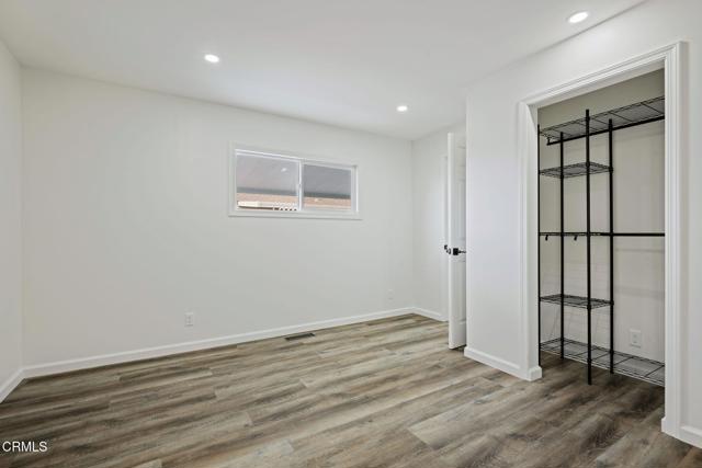 Detail Gallery Image 14 of 28 For 113 Camino Valverde #113,  Camarillo,  CA 93012 - 2 Beds | 2/1 Baths