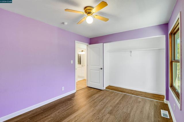 Image 21 of 54 For 5264 Sunset Dr