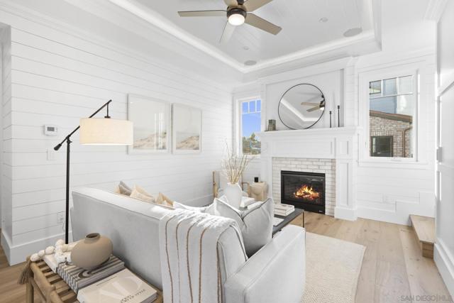 464 466 Westbourne, San Diego CA: https://media.crmls.org/mediaz/d0eaaf1c-032e-40b6-ba05-f85bf64ad3d0.jpg