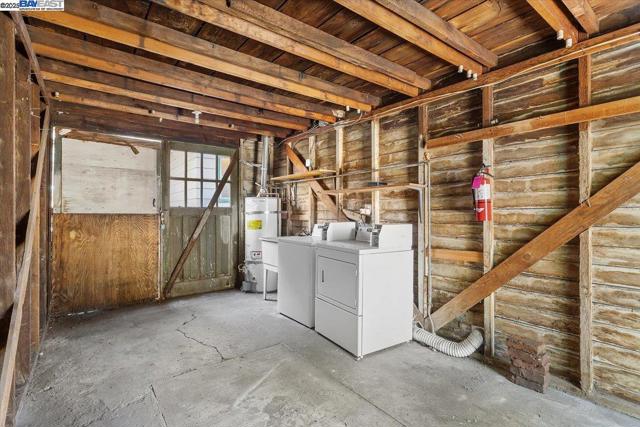 2255 Lincoln Ave., Alameda CA: https://media.crmls.org/mediaz/d0eb09f9-5211-4b21-98cc-244d4240ef7d.jpg