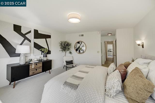 975 Terra California Dr, Walnut Creek CA: https://media.crmls.org/mediaz/d0eb0df1-d257-400e-bed7-61351c4b837d.jpg