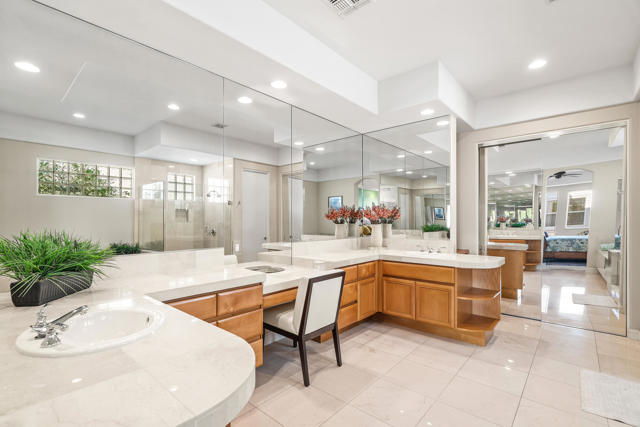 79967 Rancho La Quinta Drive, La Quinta CA: https://media.crmls.org/mediaz/d0ebc303-78dd-4487-b014-5e45c5e6afb3.jpg