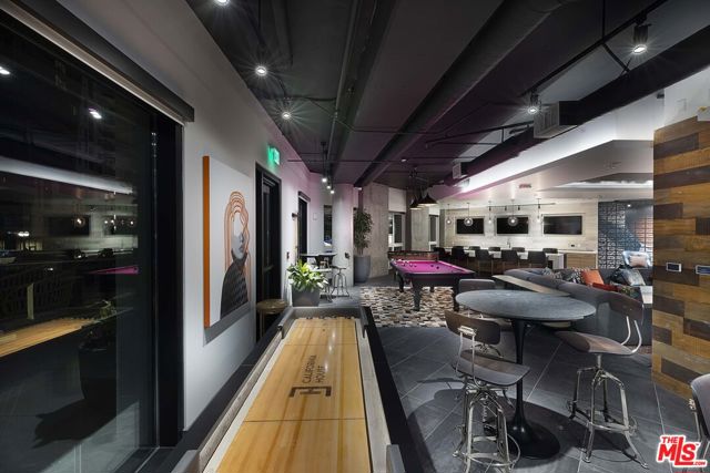 1331 N Cahuenga Boulevard, Los Angeles CA: https://media.crmls.org/mediaz/d0ebe97d-ea77-49dc-84e6-5de7a1cfb4a1.jpg