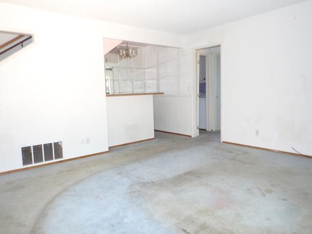 1955 Redwood Road, Hercules CA: https://media.crmls.org/mediaz/d0ec58a0-9be8-407d-b7f6-2a8824b9243b.jpg
