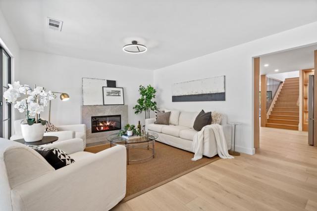 2330 Sierra Court, Palo Alto CA: https://media.crmls.org/mediaz/d0eca924-8c53-493d-9ca1-93be05320dbc.jpg