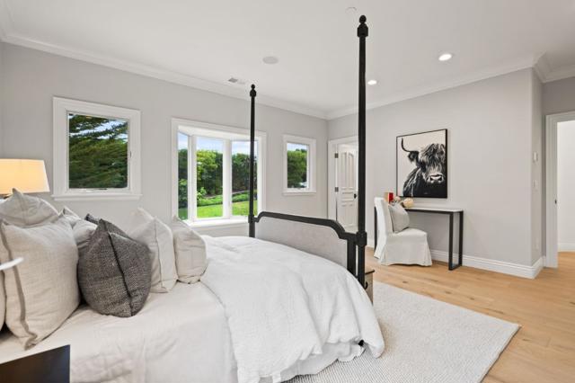 1535 Lakeview Drive, Hillsborough CA: https://media.crmls.org/mediaz/d0ed1ff2-2c33-439d-b0b7-29a5b8b91012.jpg