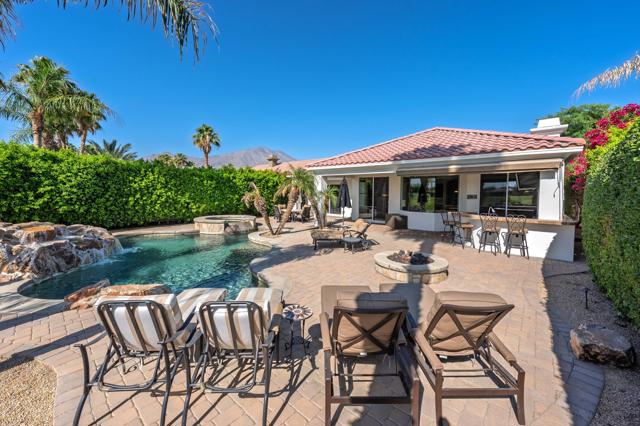 57810 Black Diamond, La Quinta CA: https://media.crmls.org/mediaz/d0ee9a05-0783-46b9-a75a-f143271c84b3.jpg