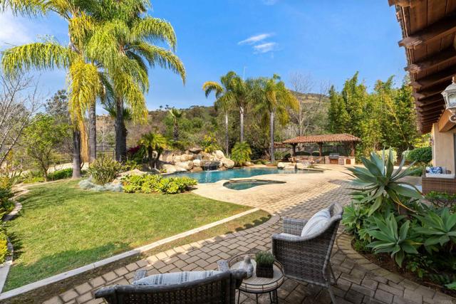 Image 49 of 67 For 2428 Catalina Avenue