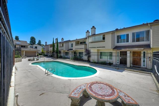 1721 Melrose Ave, Chula Vista CA: https://media.crmls.org/mediaz/d0f01c88-d2ce-4970-b161-baacd4ebdde2.jpg