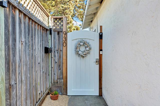 930 Magnolia Drive, Alameda CA: https://media.crmls.org/mediaz/d0f03d21-6fc1-487f-a6ce-7608d1eb8cfe.jpg