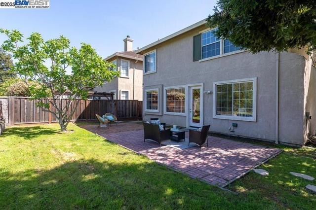Image 34 of 46 For 220 Bridgehead Ln