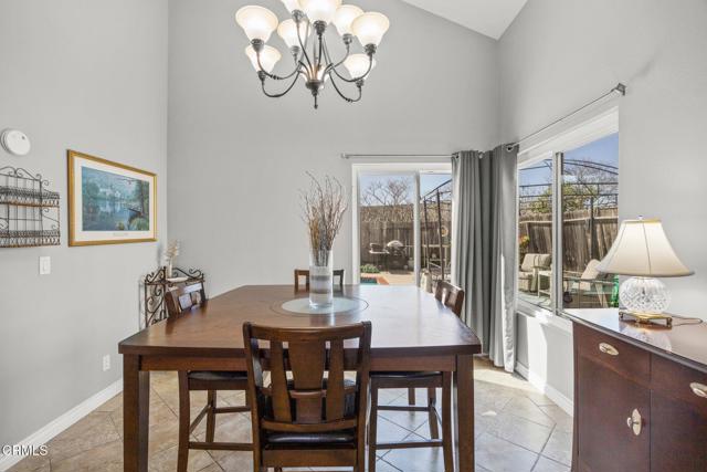 Detail Gallery Image 13 of 48 For 9542 Halifax St, Ventura,  CA 93004 - 5 Beds | 3 Baths