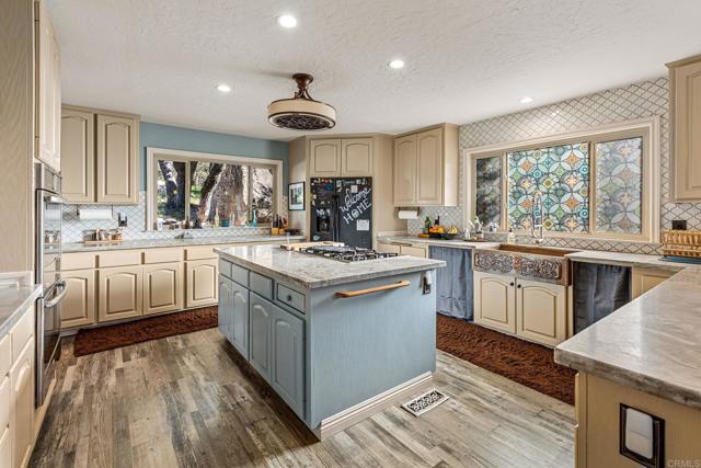 Detail Gallery Image 9 of 47 For 8411 Foothill Bld, Pine Valley,  CA 91962 - 3 Beds | 3/1 Baths