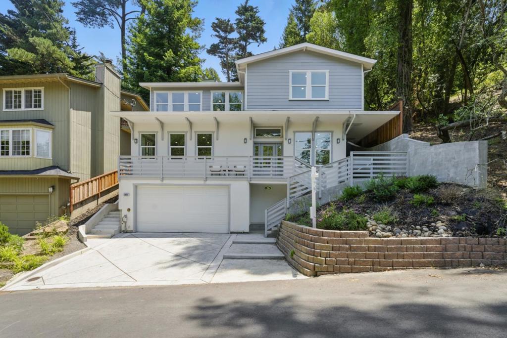6868 Moore Drive
