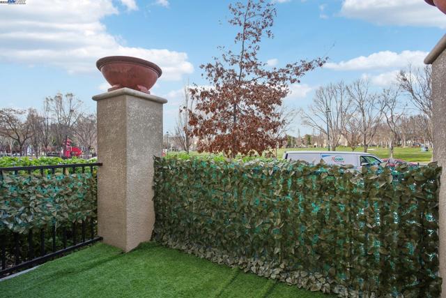 3240 Maguire Way, Dublin CA: https://media.crmls.org/mediaz/d0f22a6a-f7b2-4a37-ae79-82976e190795.jpg