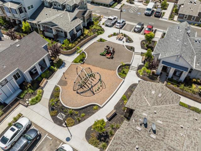 1387 Ores Way, Gilroy CA: https://media.crmls.org/mediaz/d0f336c9-c183-4b60-a3ad-2d64bf39a805.jpg