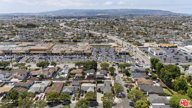 2500 Armour Lane, Redondo Beach, California 90278, 3 Bedrooms Bedrooms, 0 ,2 BathroomsBathrooms,Residential,For Sale,Armour,0,26853721