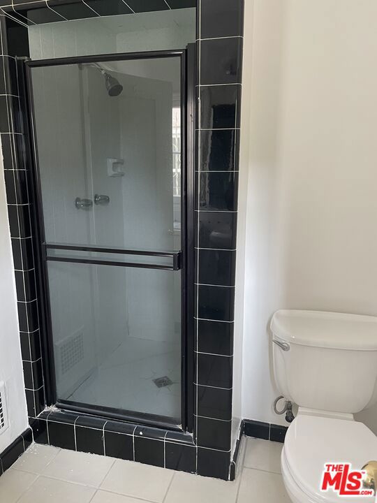 6370 W 6th Street, Los Angeles CA: https://media.crmls.org/mediaz/d0f3f959-8451-4c83-a0d9-0e2f96a3c3cf.jpg