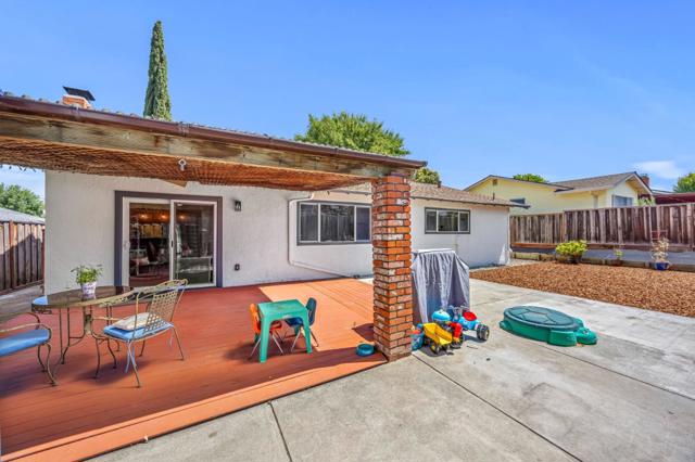 2361 Panoramic Drive, Concord CA: https://media.crmls.org/mediaz/d0f4000f-25cc-482f-a5f6-091679aee5a9.jpg