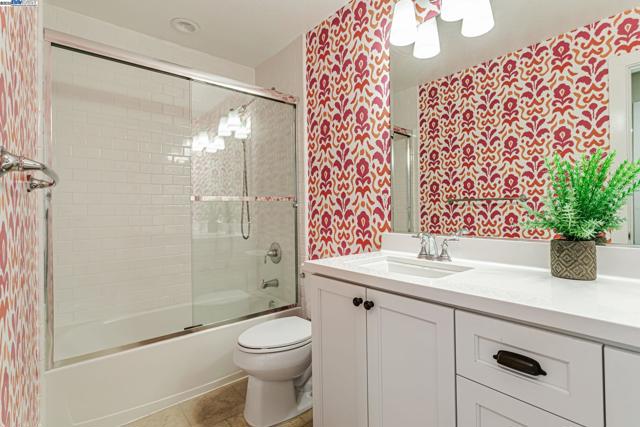 43150 Calle Familia, Fremont CA: https://media.crmls.org/mediaz/d0f5ce09-428f-4dad-8ec4-f6285a044eb6.jpg
