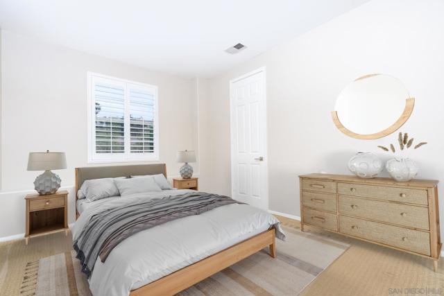 1971 Pizarro Lane, Escondido CA: https://media.crmls.org/mediaz/d0f5ed35-6a64-409f-9af5-d0010ac6afc2.jpg