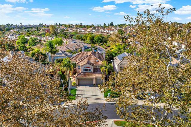 Detail Gallery Image 3 of 70 For 2120 Rock Gln, Escondido,  CA 92026 - 3 Beds | 3 Baths