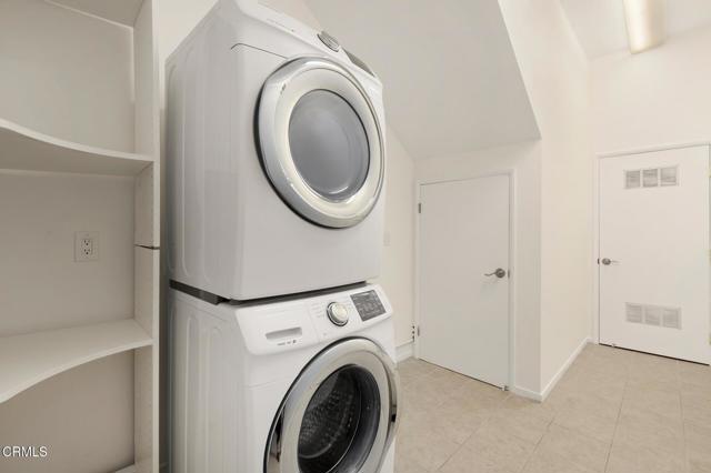 Detail Gallery Image 31 of 39 For 3824 Elm Ave, Long Beach,  CA 90807 - 5 Beds | 5 Baths