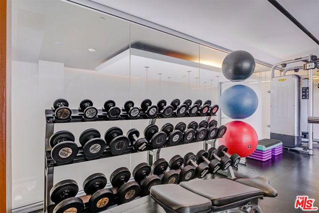1480 VINE Street, Los Angeles CA: https://media.crmls.org/mediaz/d0f747ff-fae9-4b05-a879-e2c90abf36db.jpg