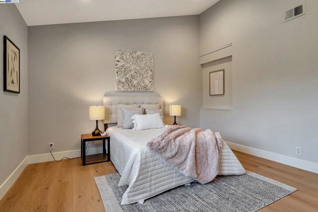 1549 Trimingham Drive, Pleasanton CA: https://media.crmls.org/mediaz/d0f7be76-45fa-4b33-99fe-070ca15d9d12.jpg