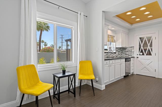 515 N Calle Marcus, Palm Springs CA: https://media.crmls.org/mediaz/d0f8fb7b-3ace-412f-88db-7180909e1376.jpg