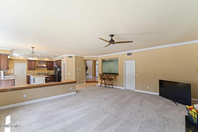 64 Highland Road, Simi Valley CA: https://media.crmls.org/mediaz/d0f91018-0c1d-4171-a399-448cfe143842.jpg