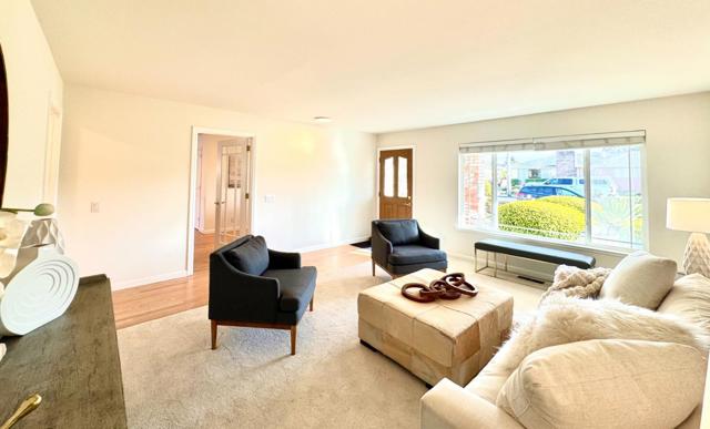 651 Spruce Street, Half Moon Bay CA: https://media.crmls.org/mediaz/d0fa0ae6-57fc-4398-814e-69feb713a6d5.jpg