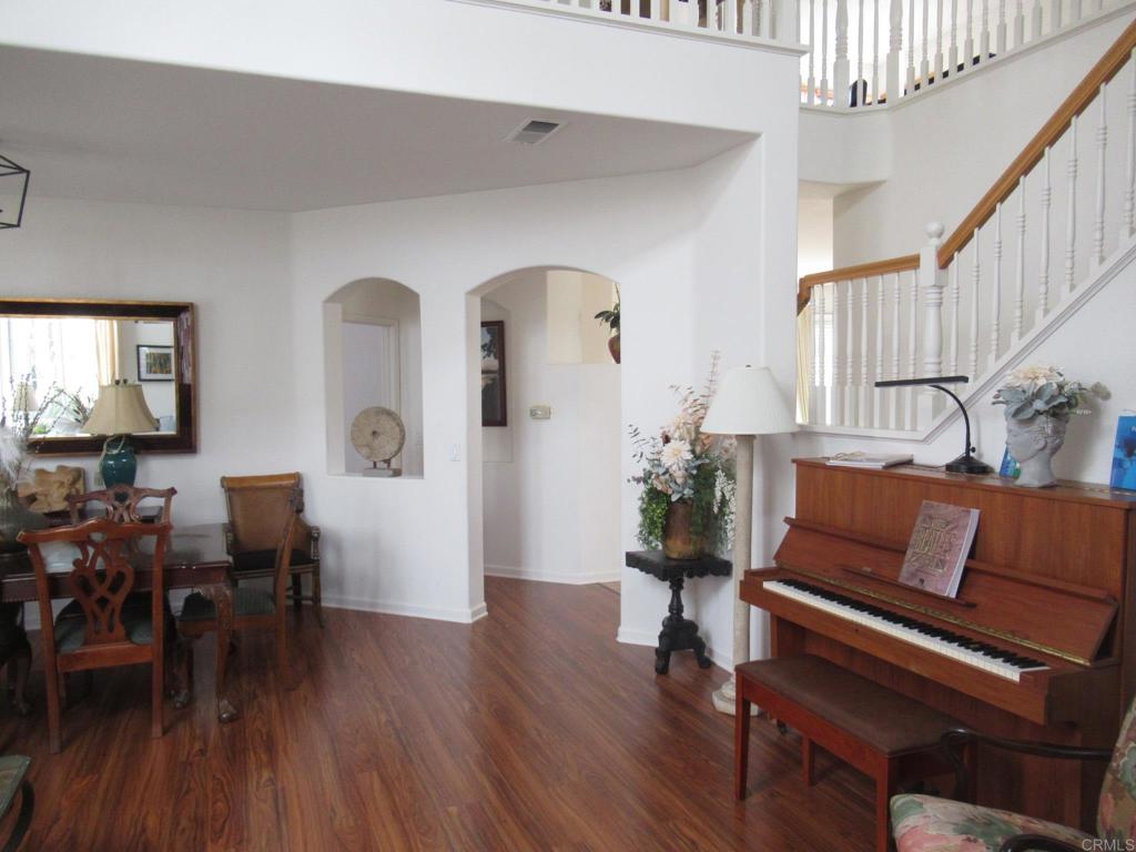 6033 Patmos Way - photo 9