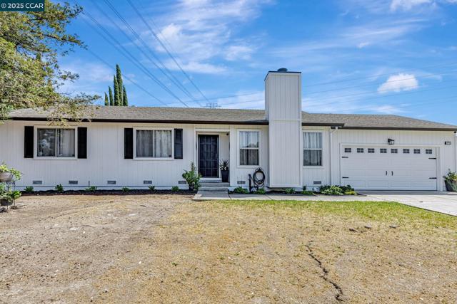 1771 Schooner Way, Pittsburg CA: https://media.crmls.org/mediaz/d0fa632e-6832-4ce6-8dec-66f32c7d18fe.jpg