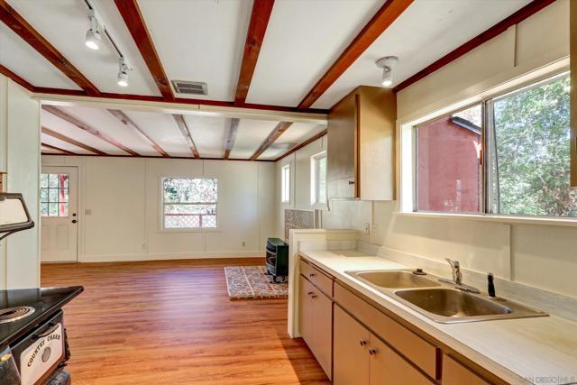 3174 Salton Vista, Julian CA: https://media.crmls.org/mediaz/d0fa7703-c36c-4cc2-bc81-be4c1ffa63bd.jpg