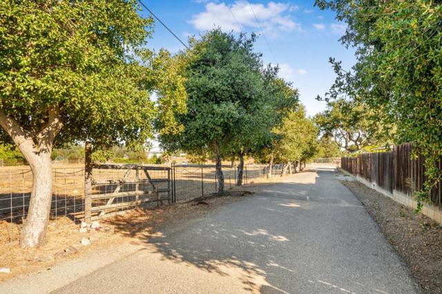 1955 Church Avenue, San Martin CA: https://media.crmls.org/mediaz/d0fbf5e9-b76d-406e-a8af-f80048269989.jpg