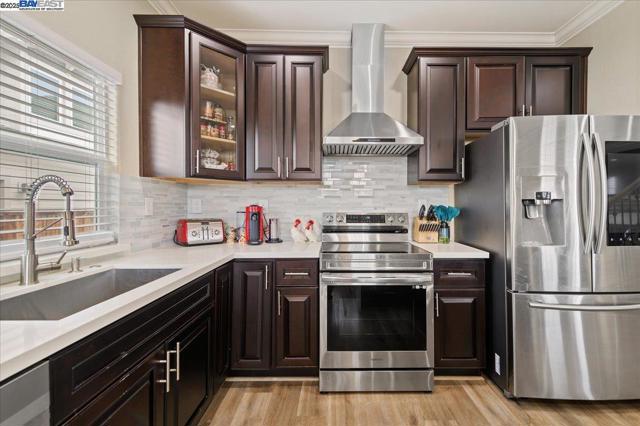 736 N P St, Livermore CA: https://media.crmls.org/mediaz/d0fc31ff-5674-433b-b574-5e063fdc4bdb.jpg