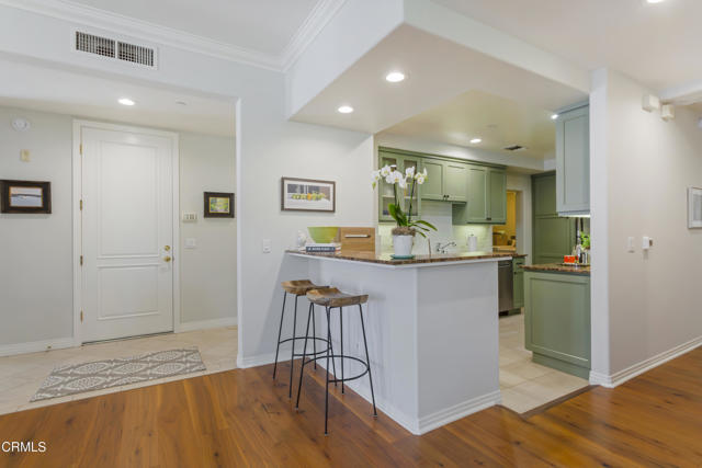 748 Locust Street, Pasadena CA: https://media.crmls.org/mediaz/d0fcf2d6-a8d9-4688-981d-620d7d225bbb.jpg