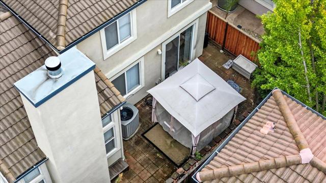 705 Otter Court, Fairfield CA: https://media.crmls.org/mediaz/d0fdc21d-489f-4c0e-9730-2804e0a3d66c.jpg