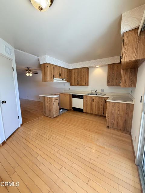 Detail Gallery Image 12 of 28 For 8672 Henderson Rd, Ventura,  CA 93004 - – Beds | – Baths