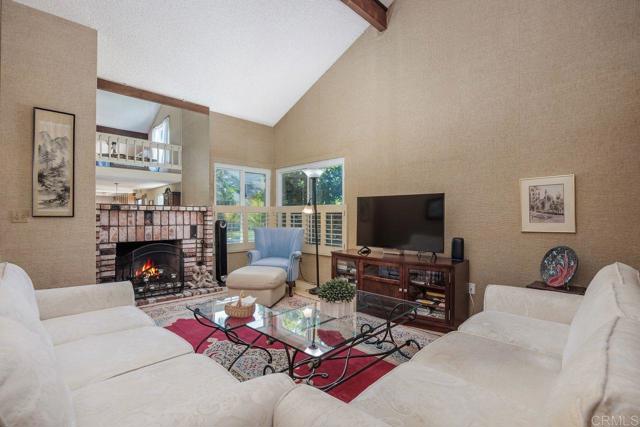 1440 Tennis Match Way, Encinitas CA: https://media.crmls.org/mediaz/d0ffa731-d7bf-464e-8ec7-871a7dbcbb37.jpg