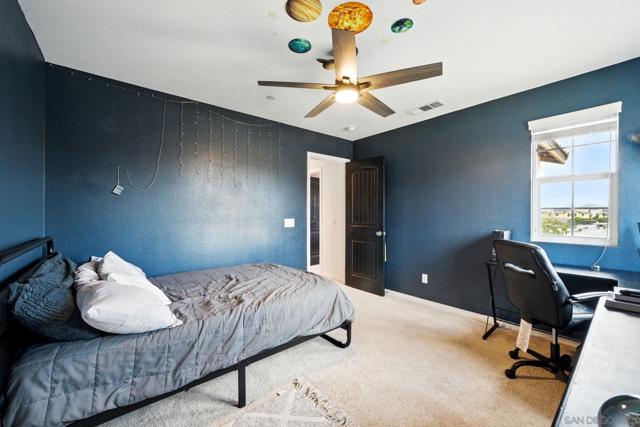 30499 Ridgely Way, Menifee CA: https://media.crmls.org/mediaz/d1002fe4-ddfd-4087-8cc1-69abd0bfcb39.jpg
