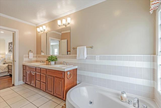 137 S 17th Street, San Jose CA: https://media.crmls.org/mediaz/d10076dc-ff2e-41a5-9749-9b1d68dc3453.jpg