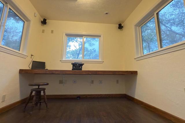 122 Strawberry Canyon Road, Royal Oaks CA: https://media.crmls.org/mediaz/d1007870-027f-47cc-9e79-9a82289124a3.jpg
